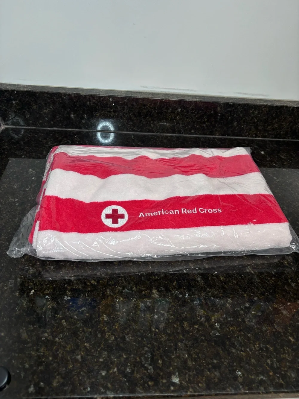 NIP American Red Cross Red & White Striped Beach Towel 40”x70”